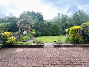 Photo 30- click for photo gallery